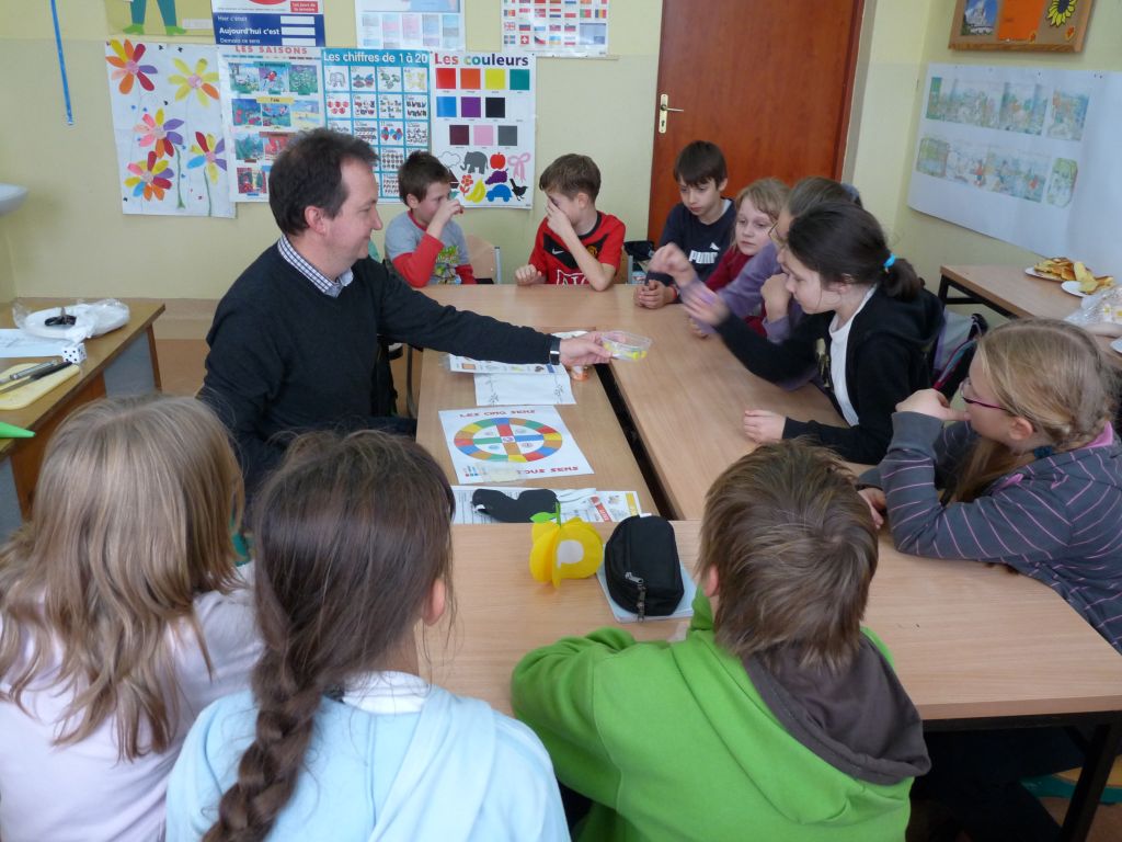 Intervention de M et Mme Dreyer dans les classes de l’école de Karcysce